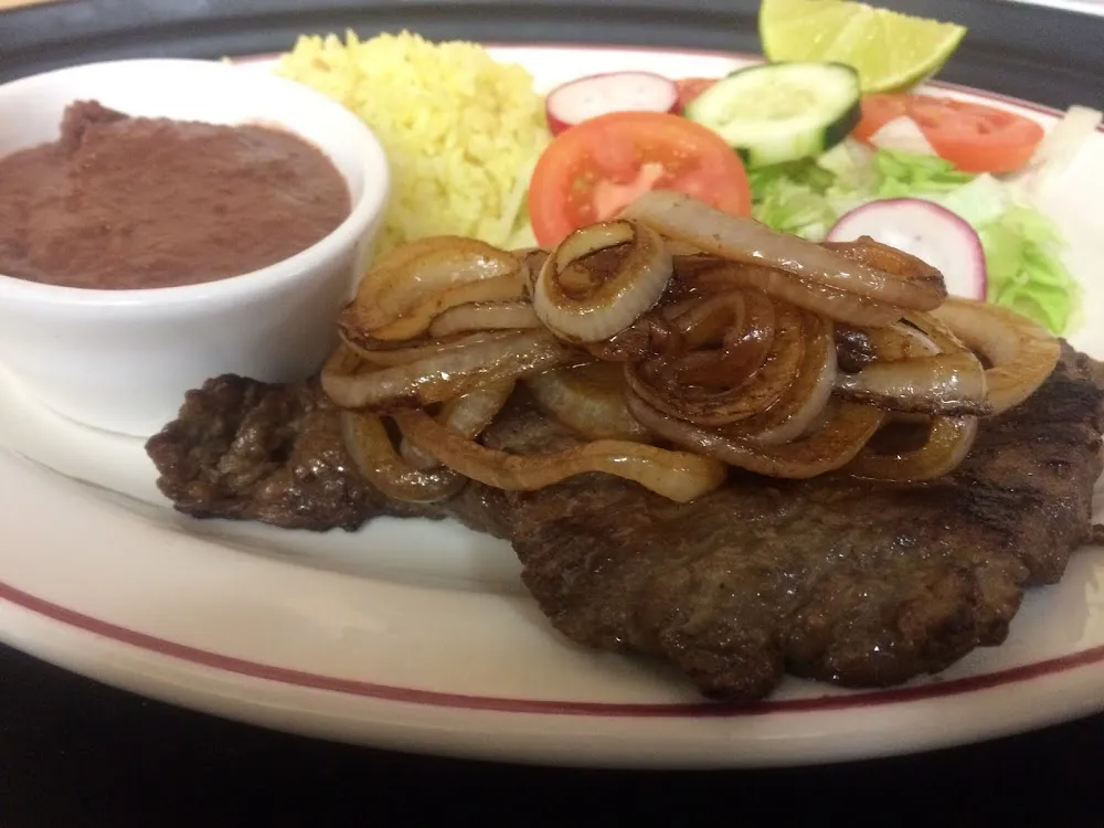 Bistec Encebollado Onion Steak